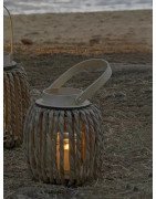 Lantern with handle