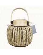 Lantern with handle